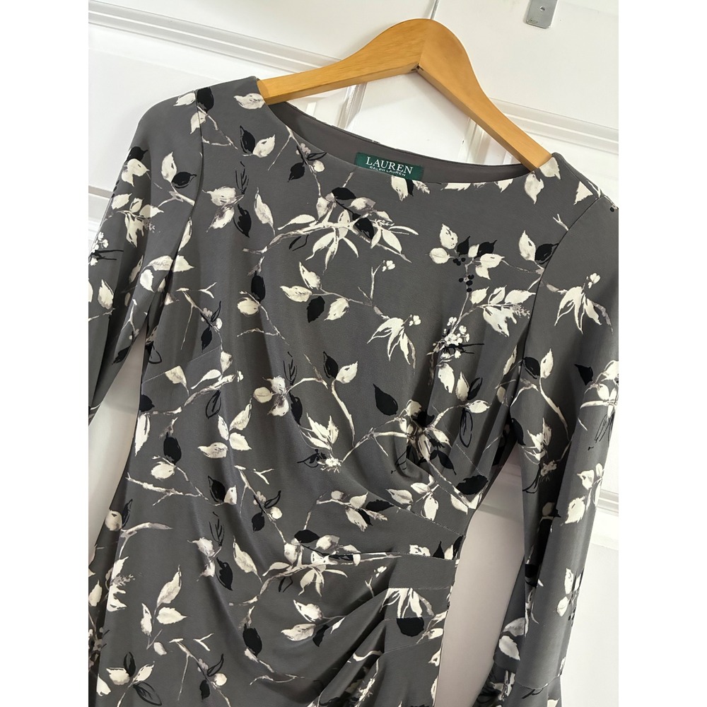 Lauren Ralph Lauren Gray Floral Ruched Sheath Dress Bell Sleeve size 2 preppy